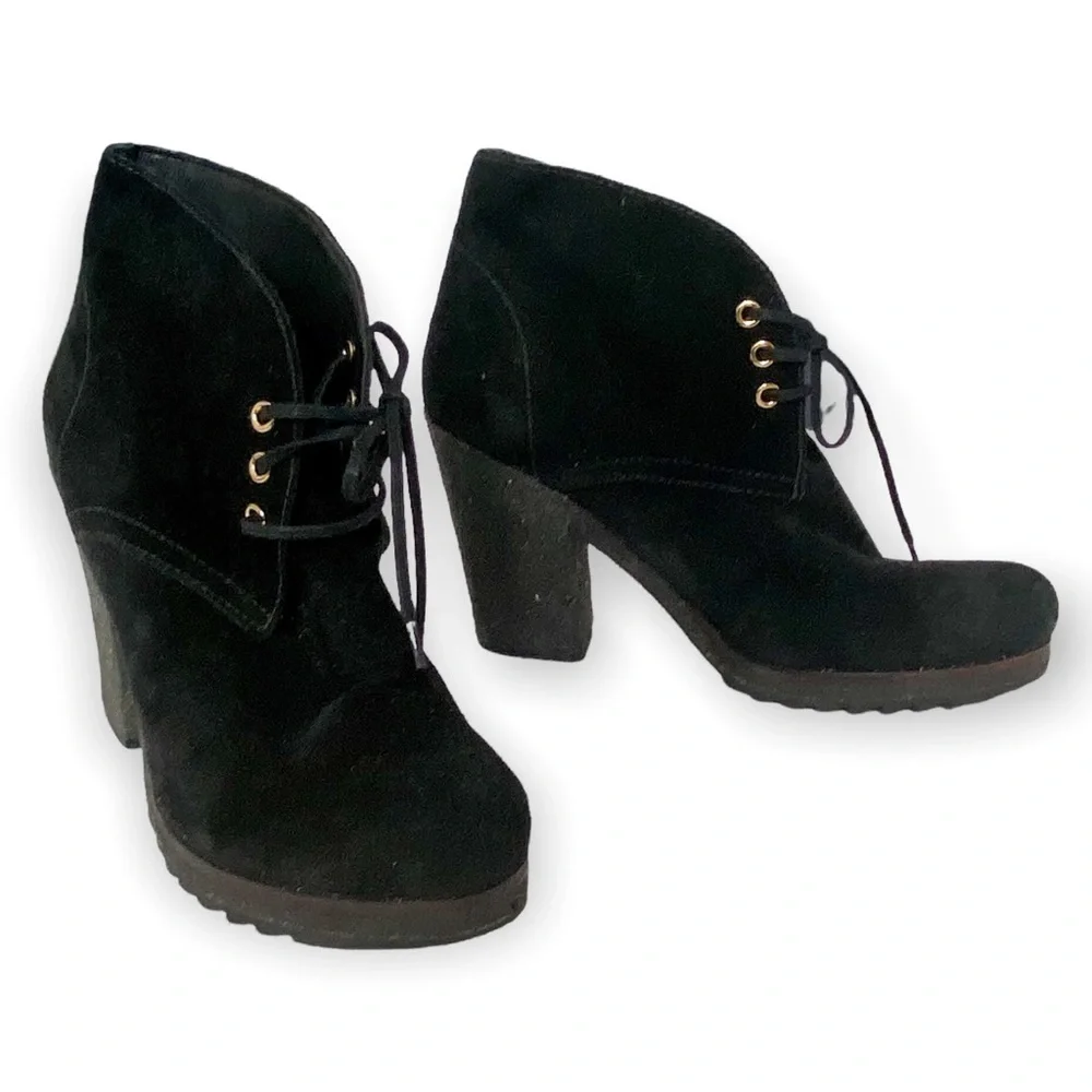 Prada Black Suede leather Chucker Boots, Platform Crepe Heel, Size 38.5 EU